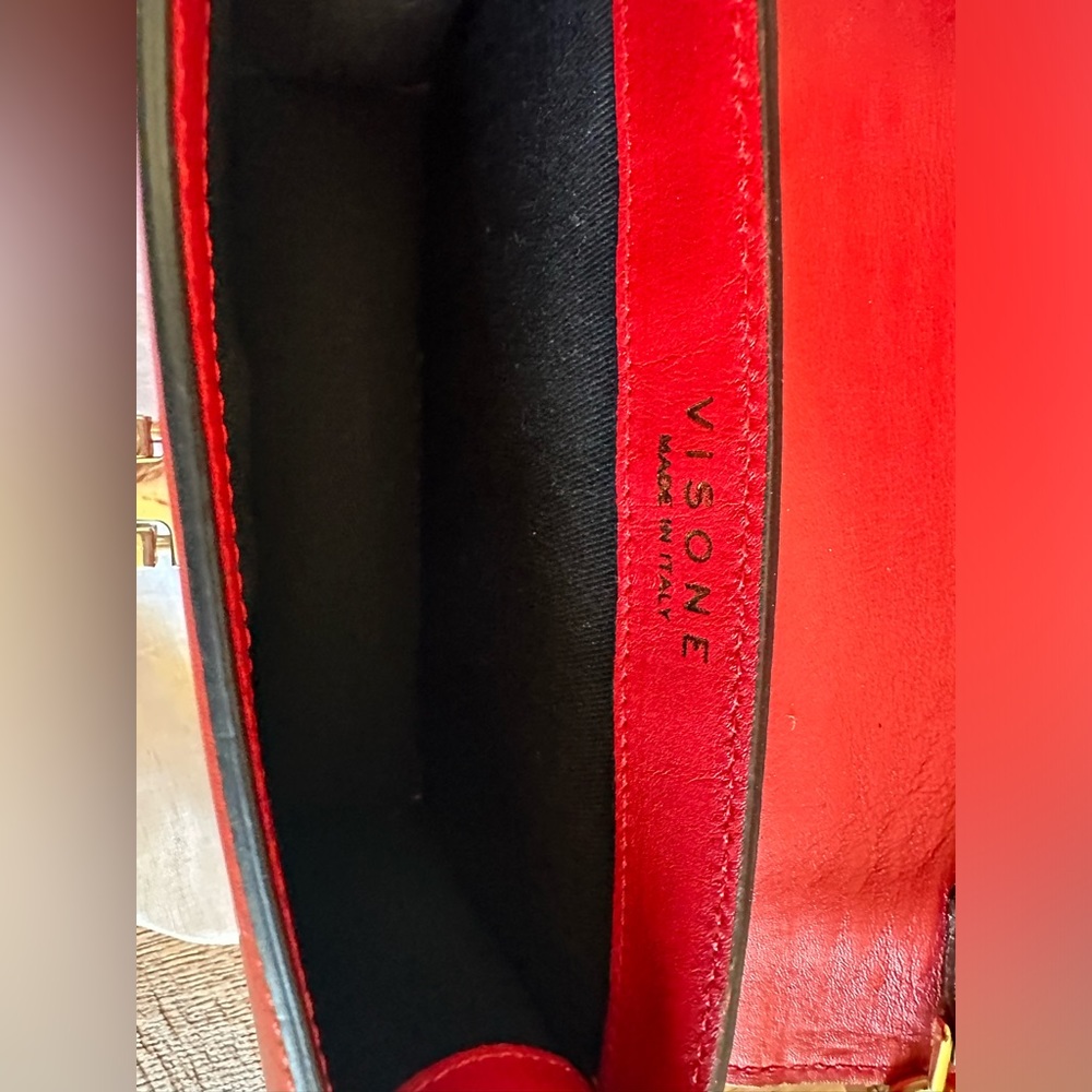 Visone Crossbody - Picture 5 of 8